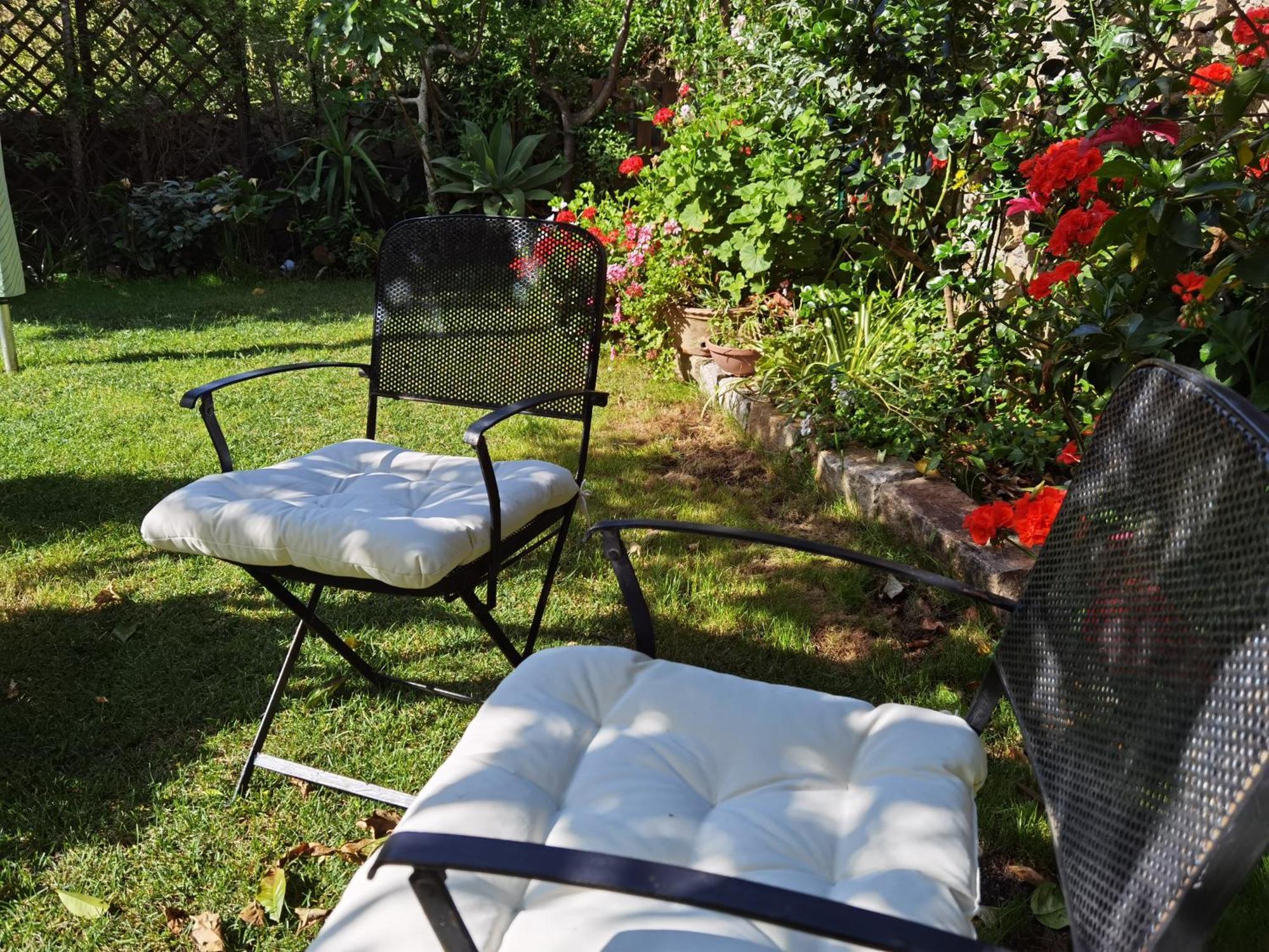 Il Giardino Di Tatiana Rooms & Breakfast La Maddalena  Værelse billede